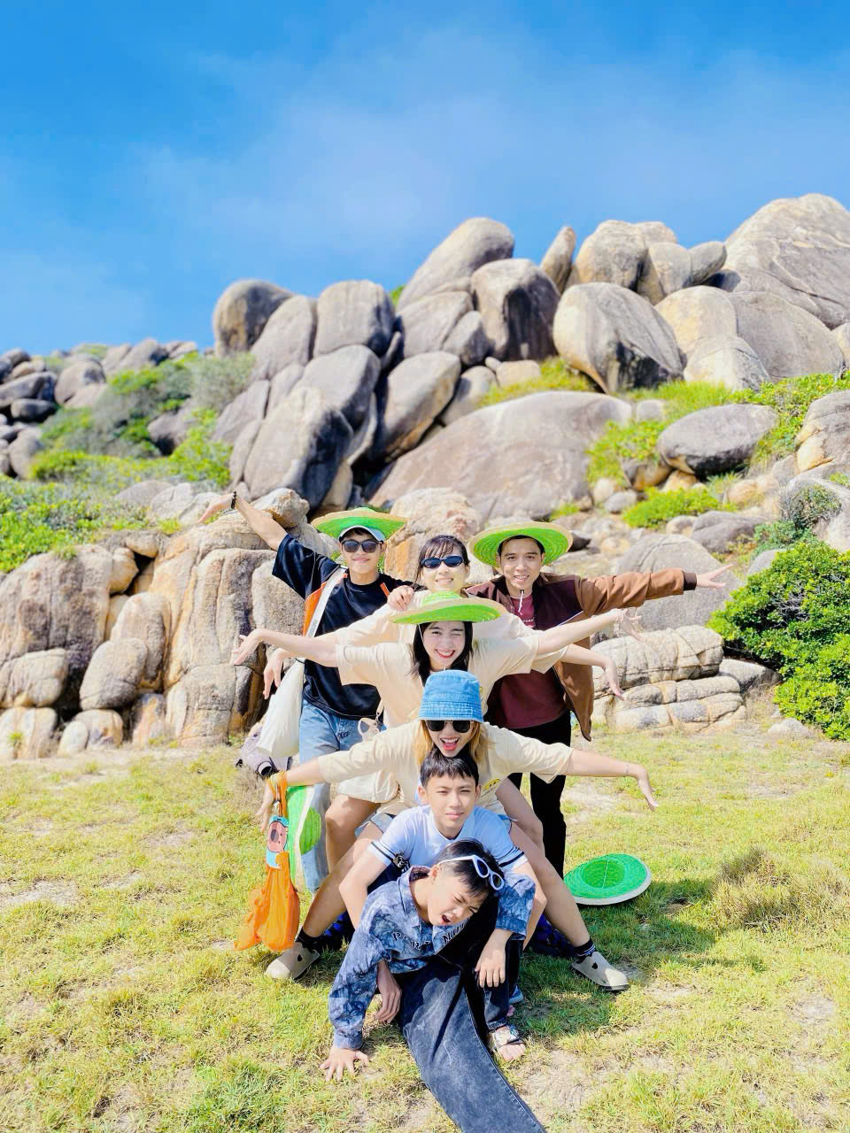 z6908902756540_04b6ff2bf92498427ed4b8a52def1677